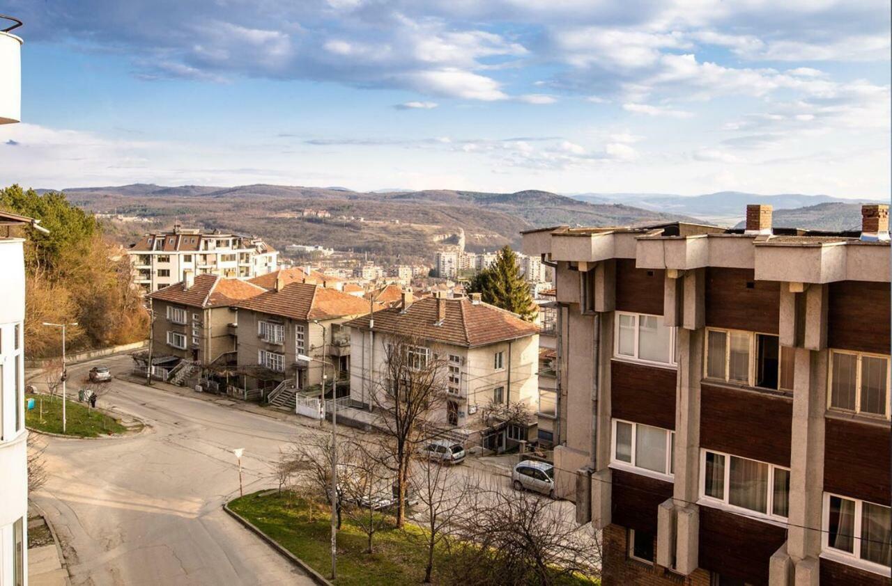 Danny House Apartman Veliko Tarnovo Kültér fotó